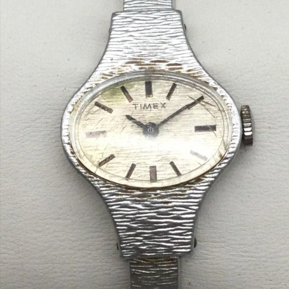 Vintage Timex Womens Watch 22mm Silver Tone Oval Dial Bangle Manual Wind